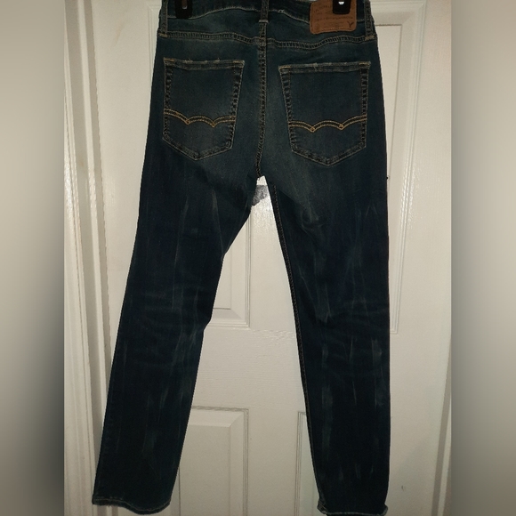 American Eagle Men's slim straight jeans,  28 x 30, extreme flex - Picture 3 of 6